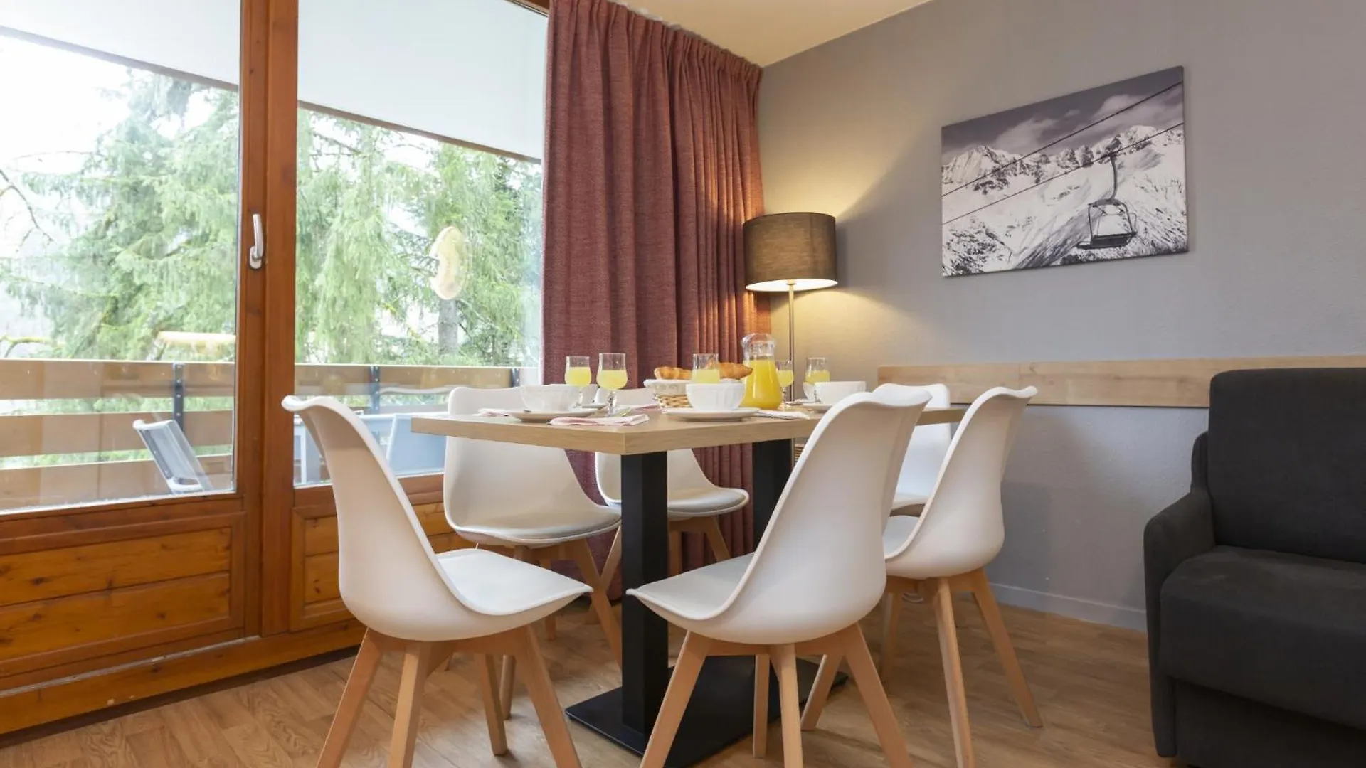 ** Апарт-отель Residence Odalys Le Buet Морийон Франция